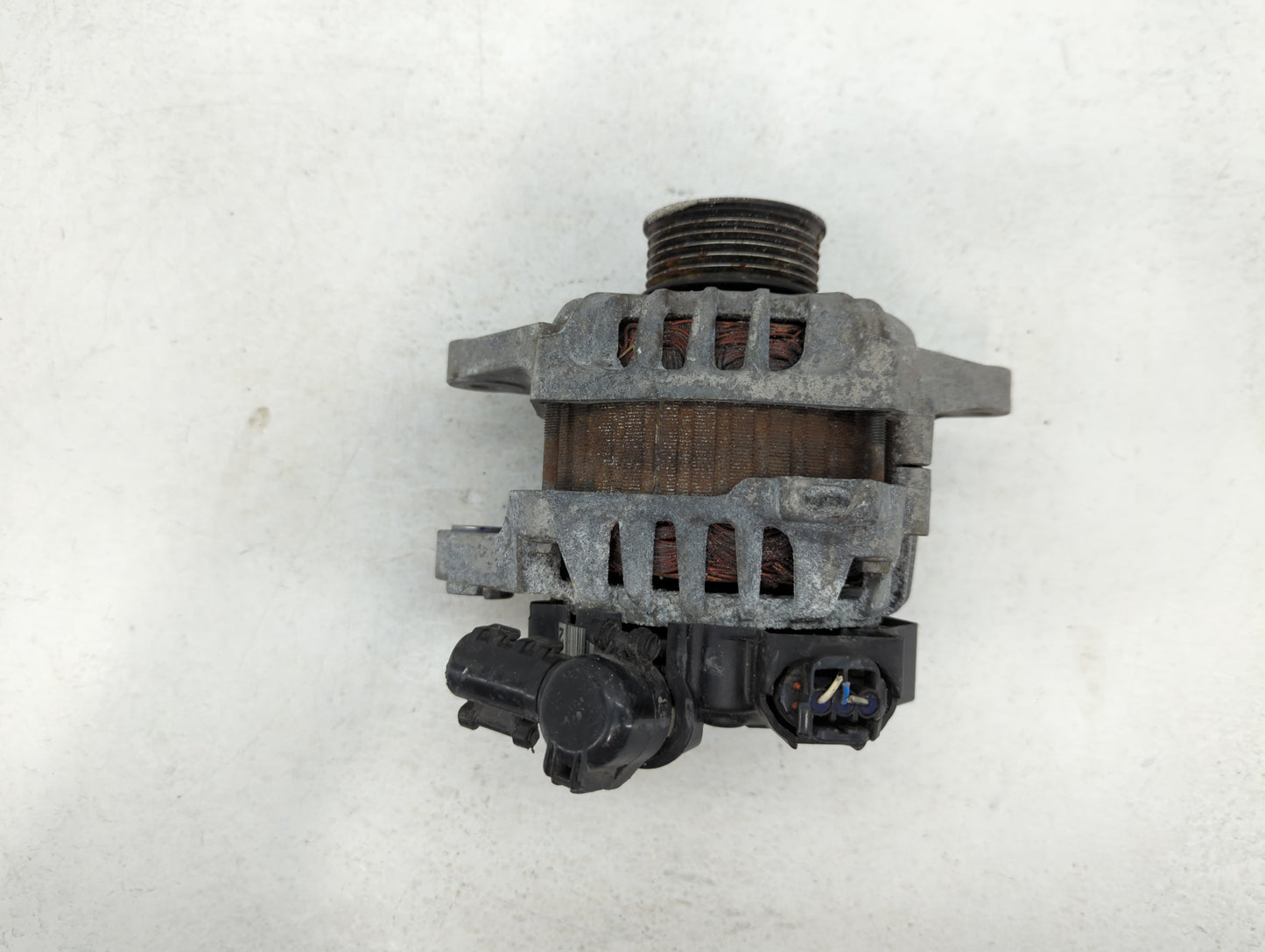 2012-2017 Hyundai Veloster Alternator Replacement Generator Charging Assembly Engine OEM P/N:37300-2B300 2607372 Fits OEM Us
