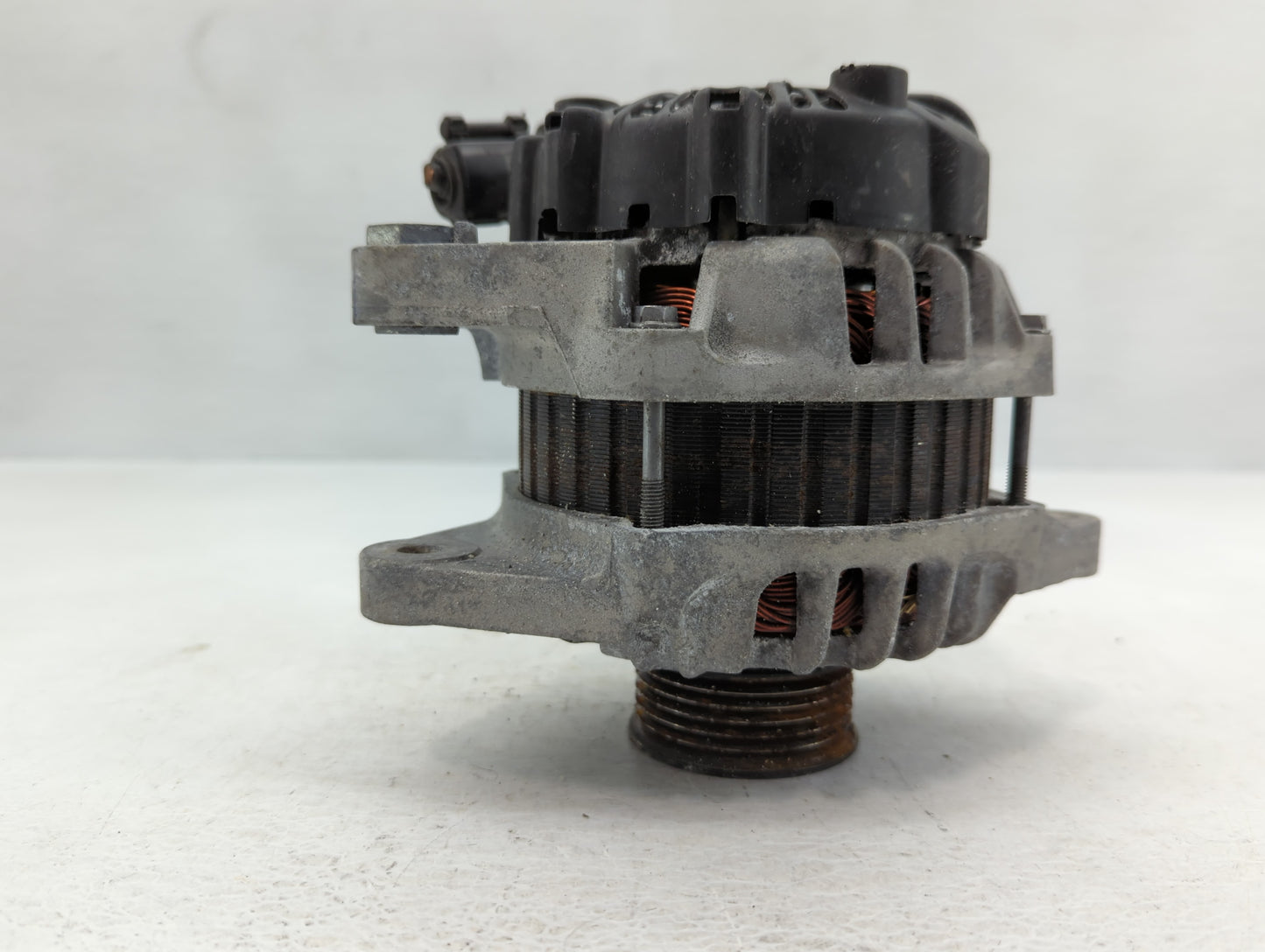 2012-2017 Hyundai Veloster Alternator Replacement Generator Charging Assembly Engine OEM P/N:37300-2B300 2607372 Fits OEM Us