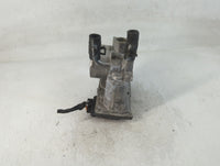 2012-2017 Hyundai Veloster Throttle Body P/N:35100-2B300 Fits Fits 2012 2013 2014 2015 2016 2017 2018 2019 OEM Used Auto Par
