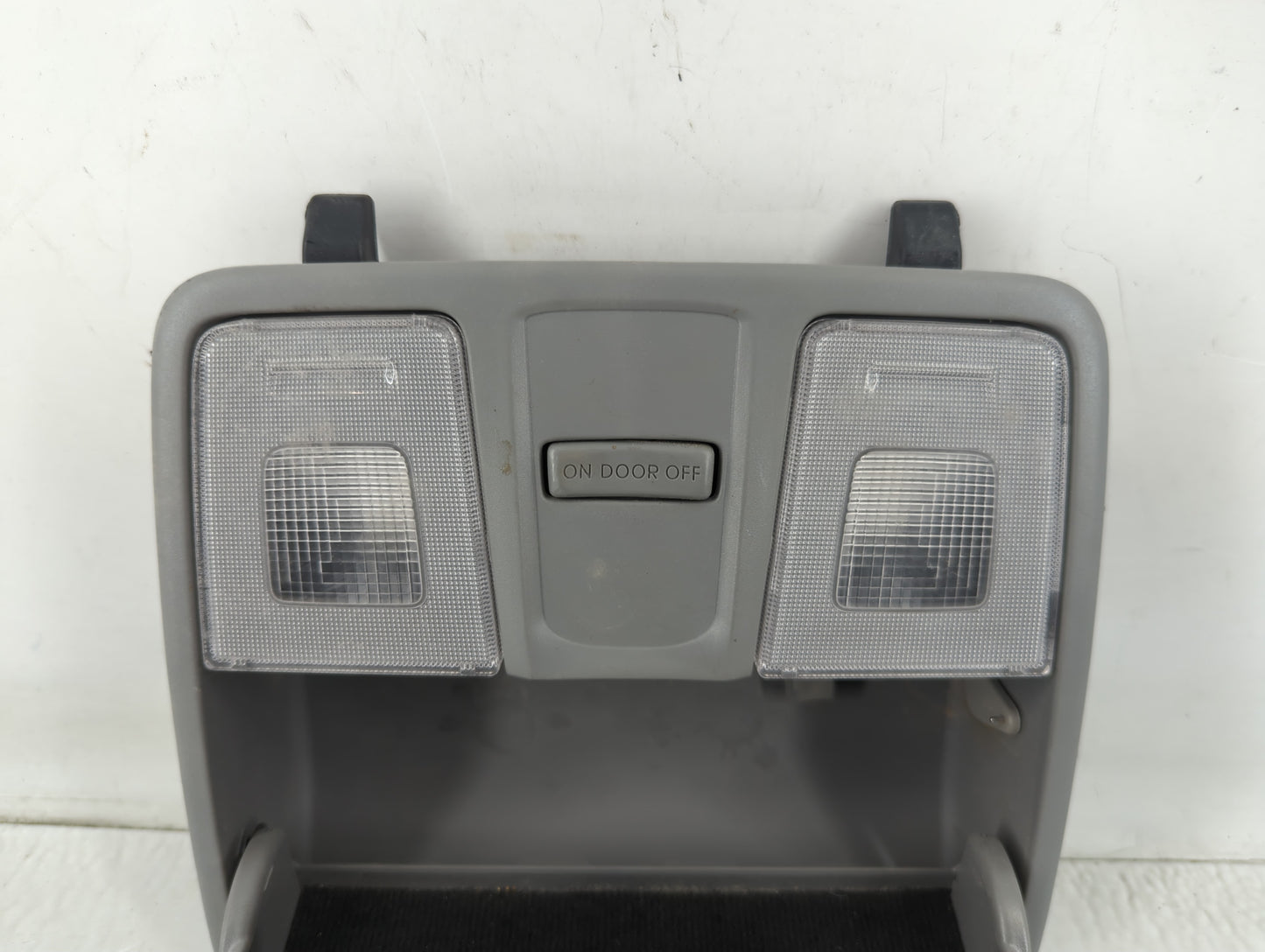 2013 Hyundai Veloster Overhead Roof Console - Oemusedautoparts1.com
