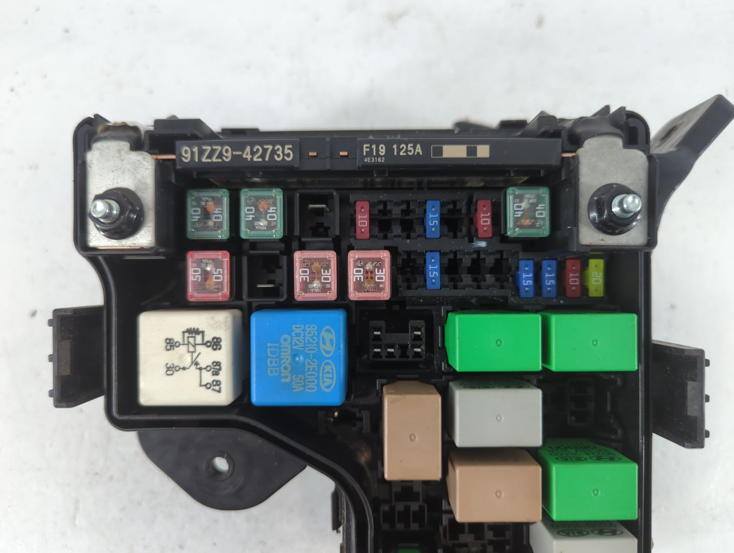 2012-2014 Hyundai Veloster Fusebox Fuse Box Panel Relay Module P/N:91207 2V374 Fits Fits 2012 2013 2014 OEM Used Auto Parts 
