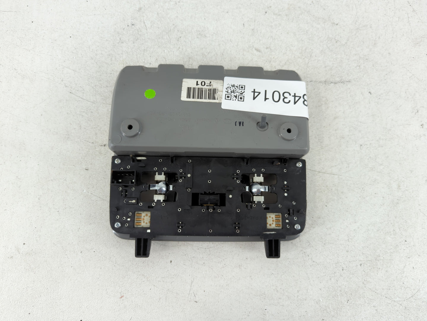 2012-2014 Hyundai Veloster Overhead Roof Console Interior Dome Light - Oemusedautoparts1.com