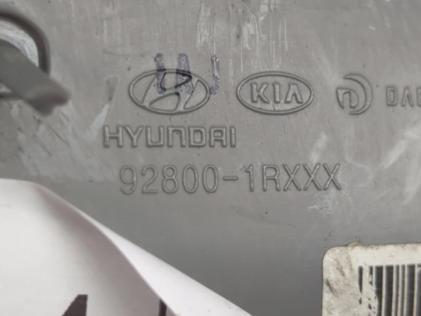 2012-2014 Hyundai Veloster Overhead Roof Console Interior Dome Light - Oemusedautoparts1.com