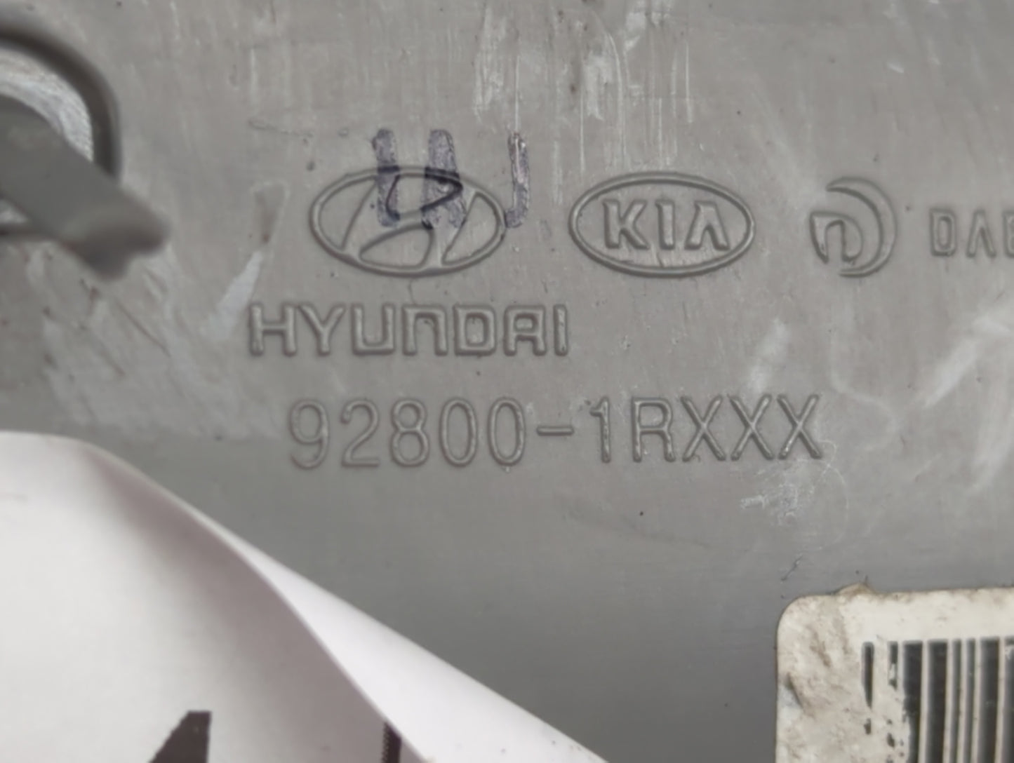 2012-2014 Hyundai Veloster Overhead Roof Console Interior Dome Light - Oemusedautoparts1.com