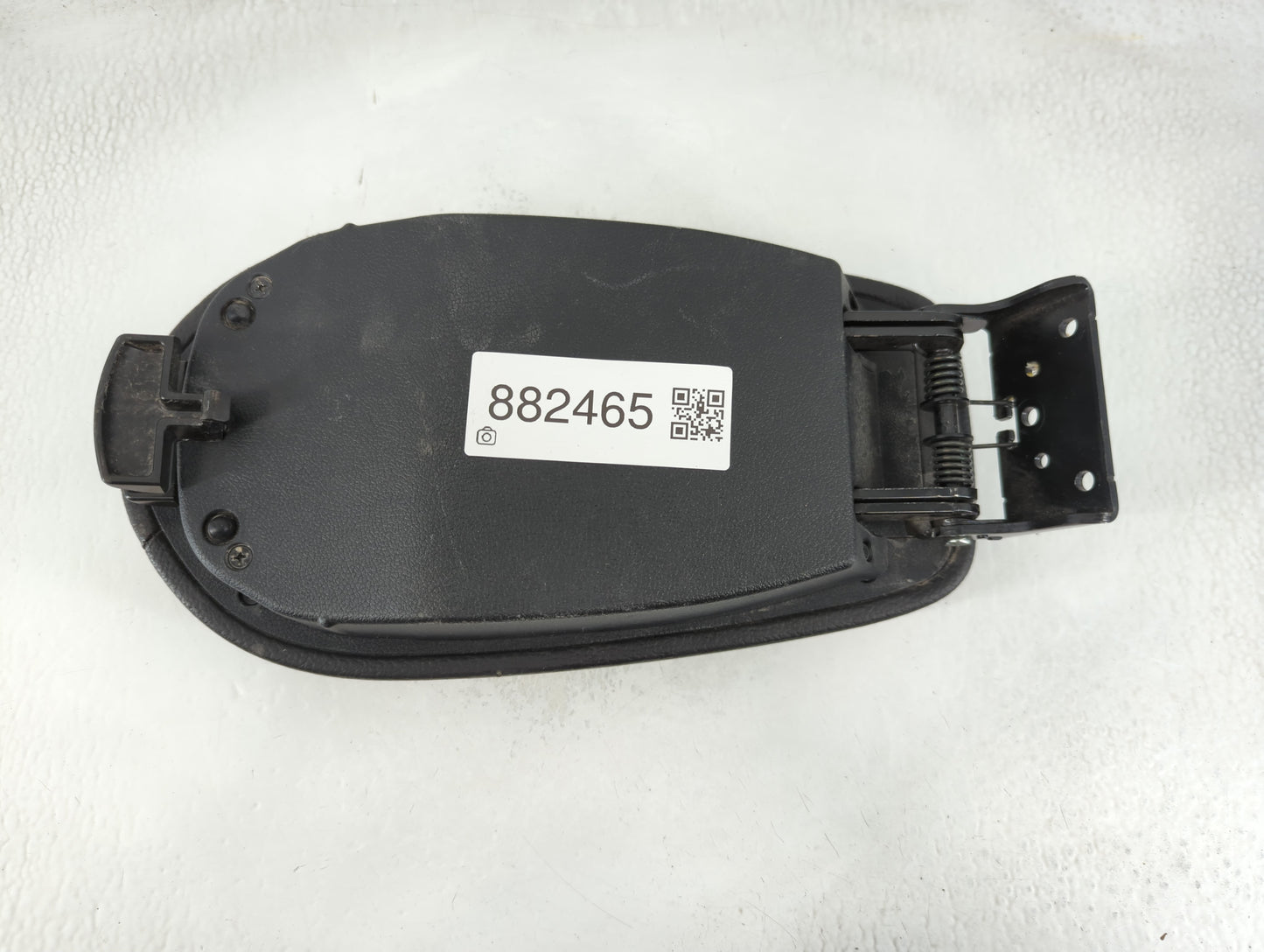 2013-2017 Hyundai Veloster Center Console Armrest Cover Lid P/N:130314 Fits Fits 2013 2014 2015 2016 2017 OEM Used Auto Part