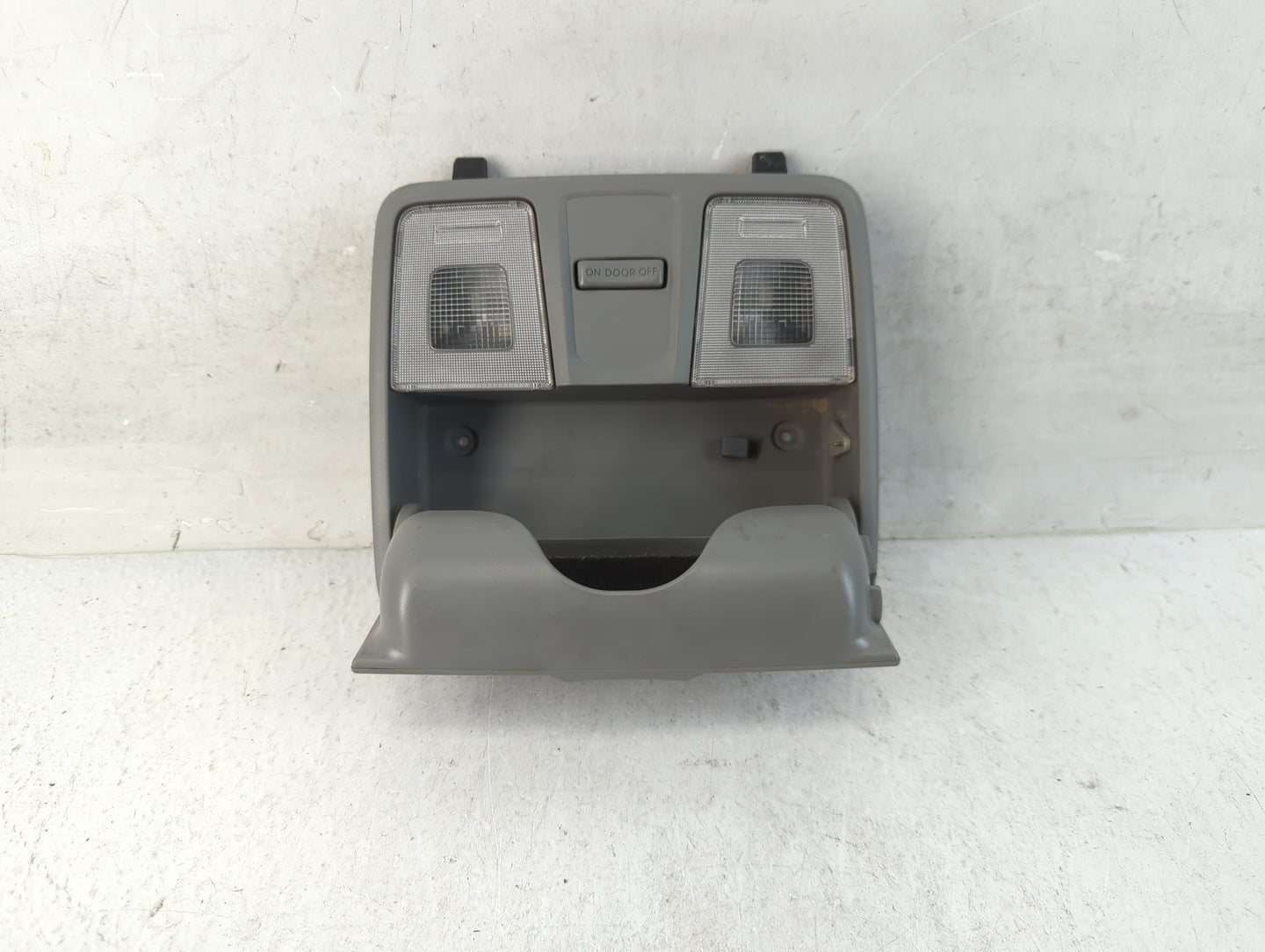 2013 Hyundai Veloster Overhead Roof Console - Oemusedautoparts1.com