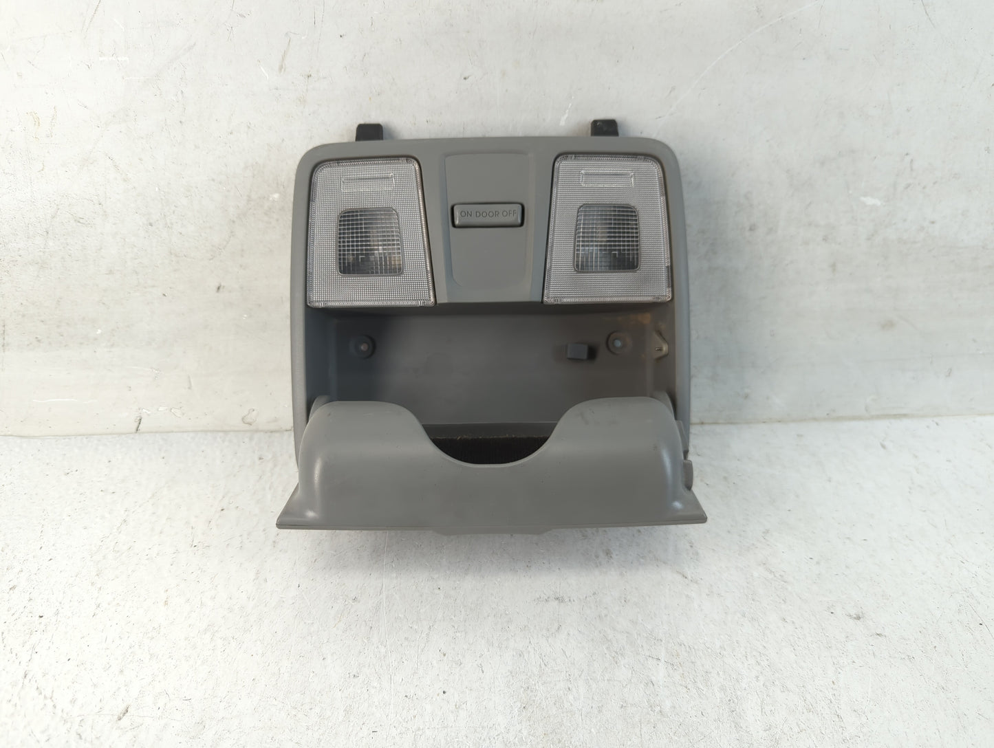 2013 Hyundai Veloster Overhead Roof Console - Oemusedautoparts1.com