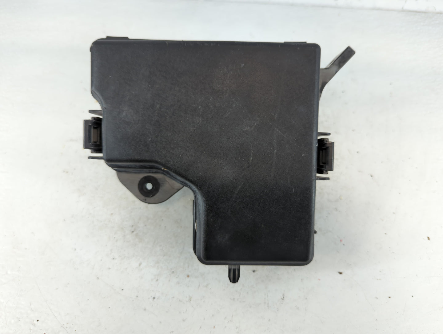 2012-2014 Hyundai Veloster Fusebox Fuse Box Panel Relay Module P/N:131220 0045R1, 91236 2V057 Fits Fits 2012 2013 2014 OEM U