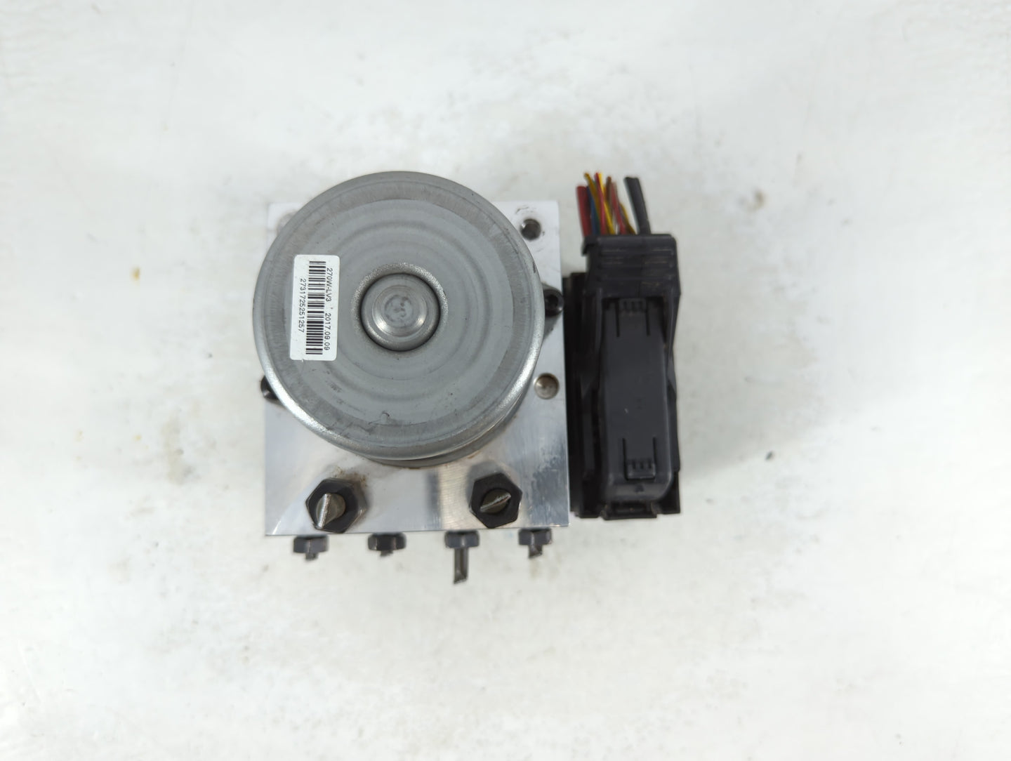 2013 Hyundai Veloster ABS Pump Control Module Replacement P/N:58920-2V450 Fits OEM Used Auto Parts - Oemusedautoparts1.com