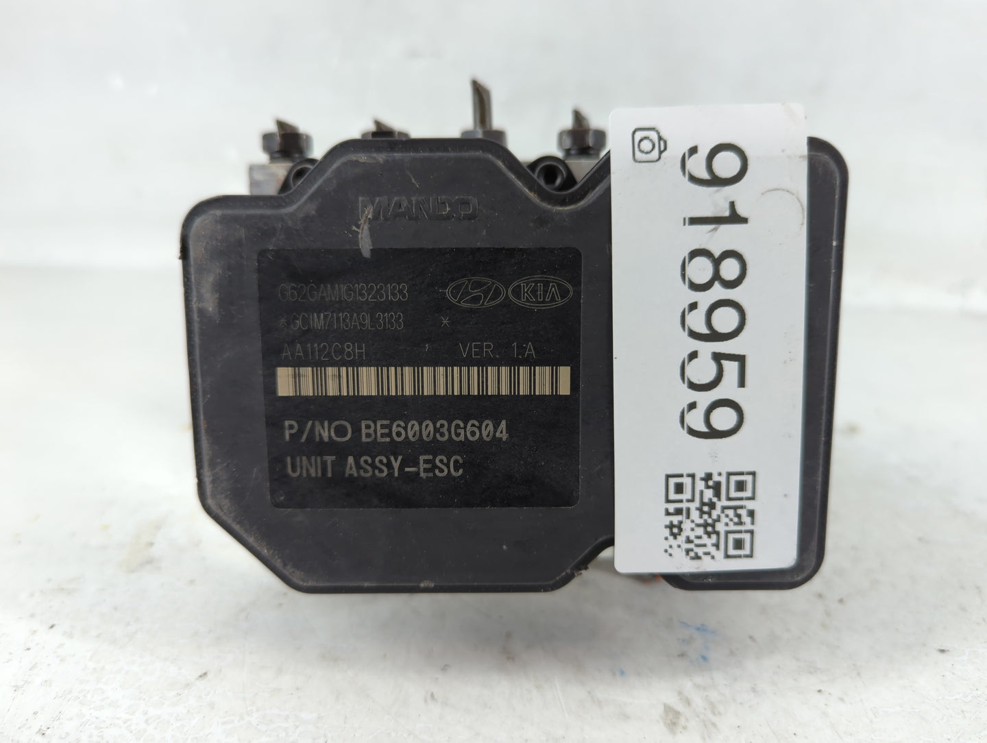 2013 Hyundai Veloster ABS Pump Control Module Replacement P/N:58920-2V450 Fits OEM Used Auto Parts - Oemusedautoparts1.com