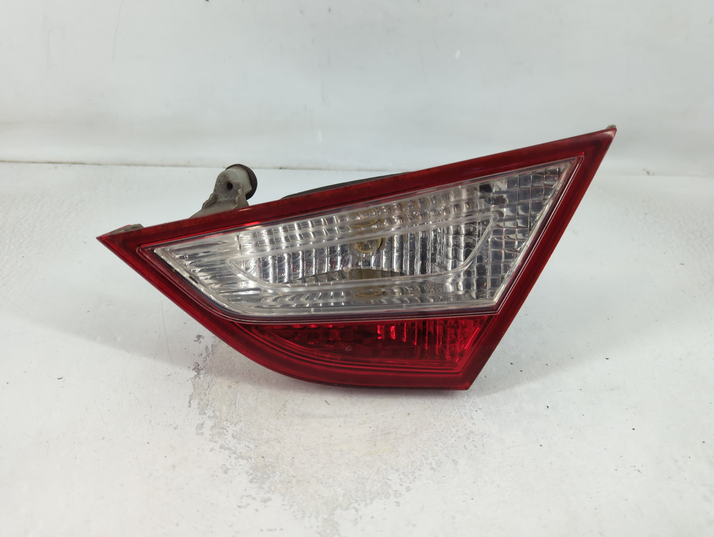 2013 Hyundai Sonata Sonata Tail Light Assembly Passenger Right OEM Fits Fits 2011 2012 2014 OEM Used Auto Parts - Oemusedaut