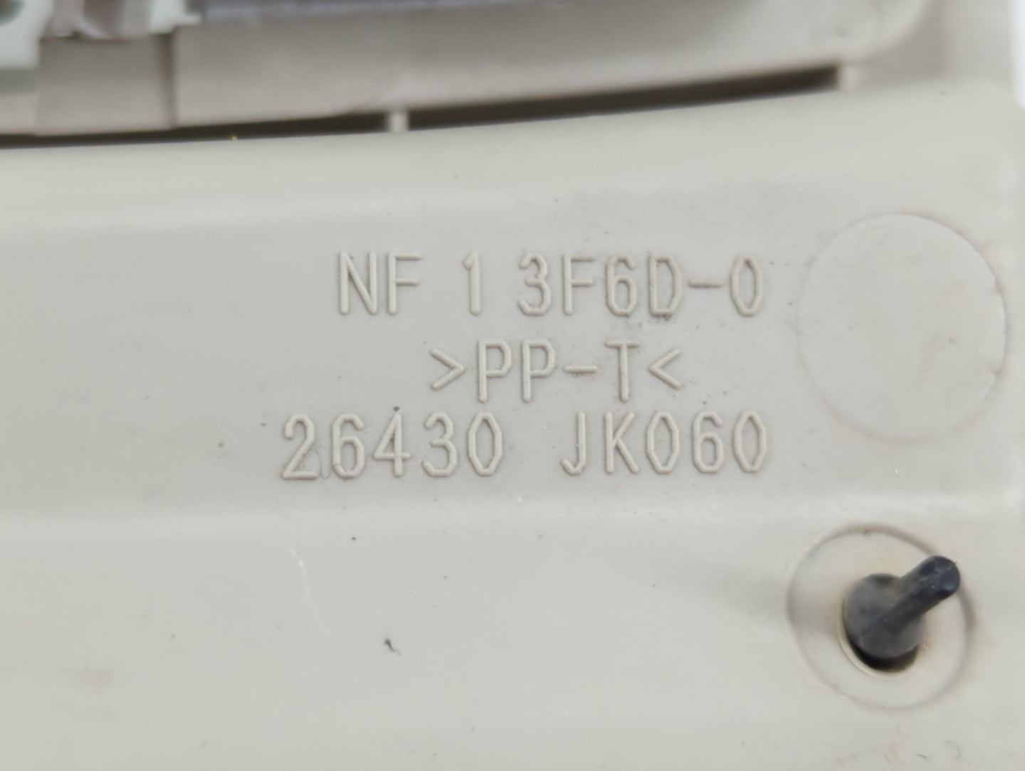 2013 Infiniti Ex37 Overhead Roof Console - Oemusedautoparts1.com