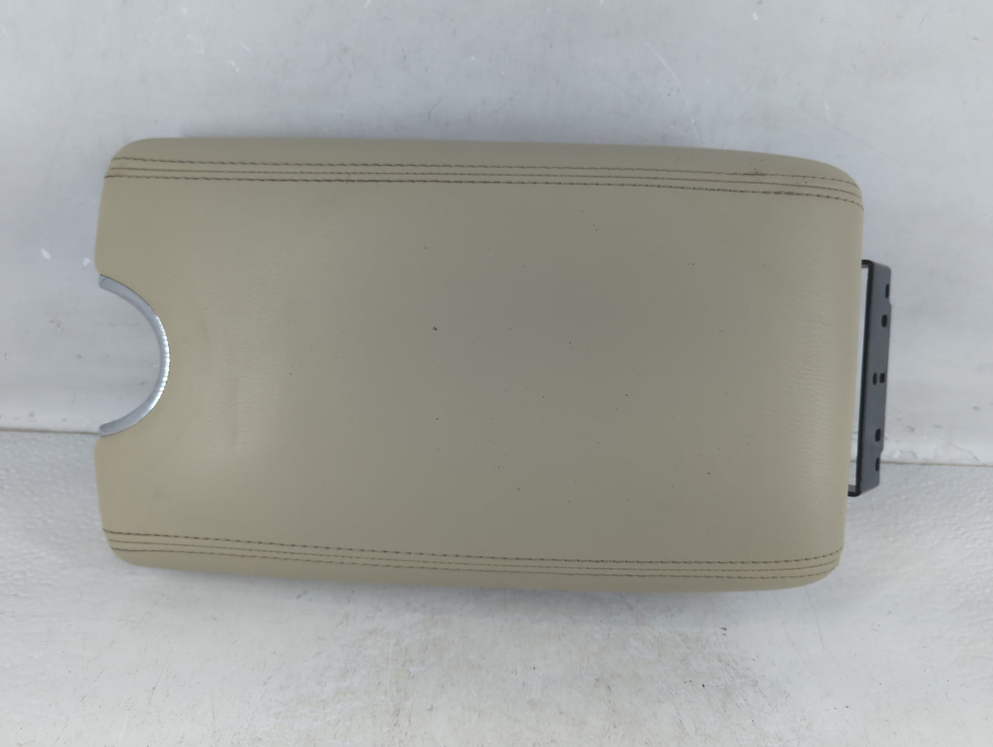 2013 Infiniti Ex37 Center Console Armrest Cover Lid Fits OEM Used Auto Parts - Oemusedautoparts1.com