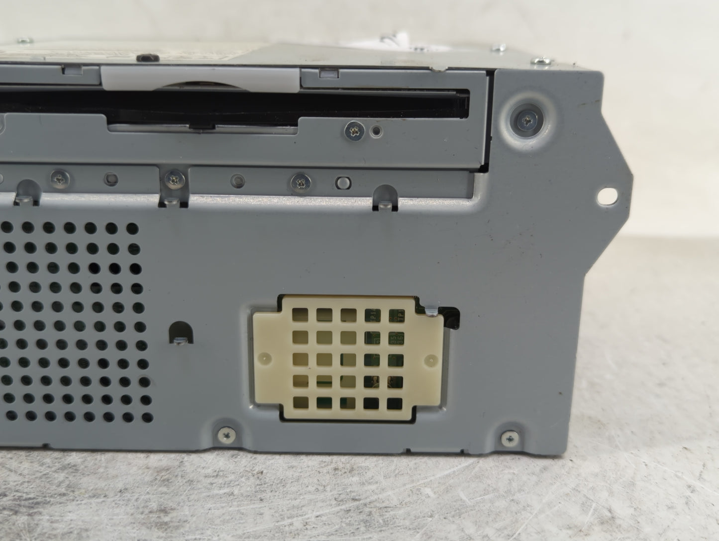 2013 Infiniti Fx35 Radio AM FM Cd Player Receiver Replacement P/N:25915 3WY0D Fits Fits 2014 OEM Used Auto Parts - Oemusedau