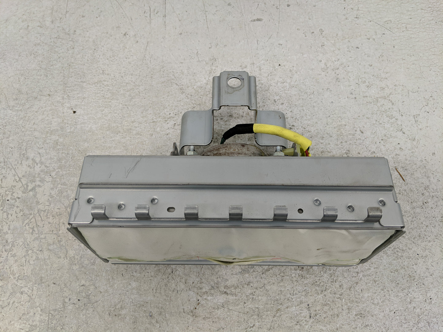 2013 Infiniti Fx37 Air Bag Passenger Right Dashboard OEM P/N:253-55393R Fits Fits 2009 2010 2011 2012 2014 2015 2016 2017 OE