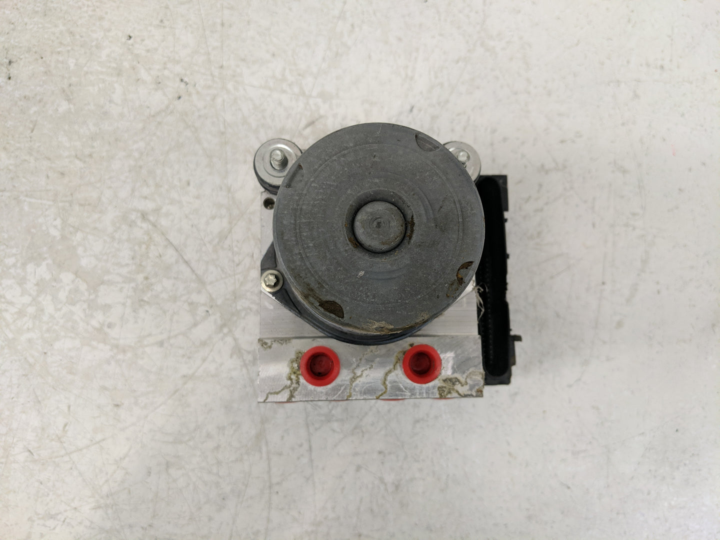 2011-2013 Infiniti G37 ABS Pump Control Module Replacement P/N:47660 1NL2A Fits Fits 2011 2012 2013 2014 2015 OEM Used Auto 