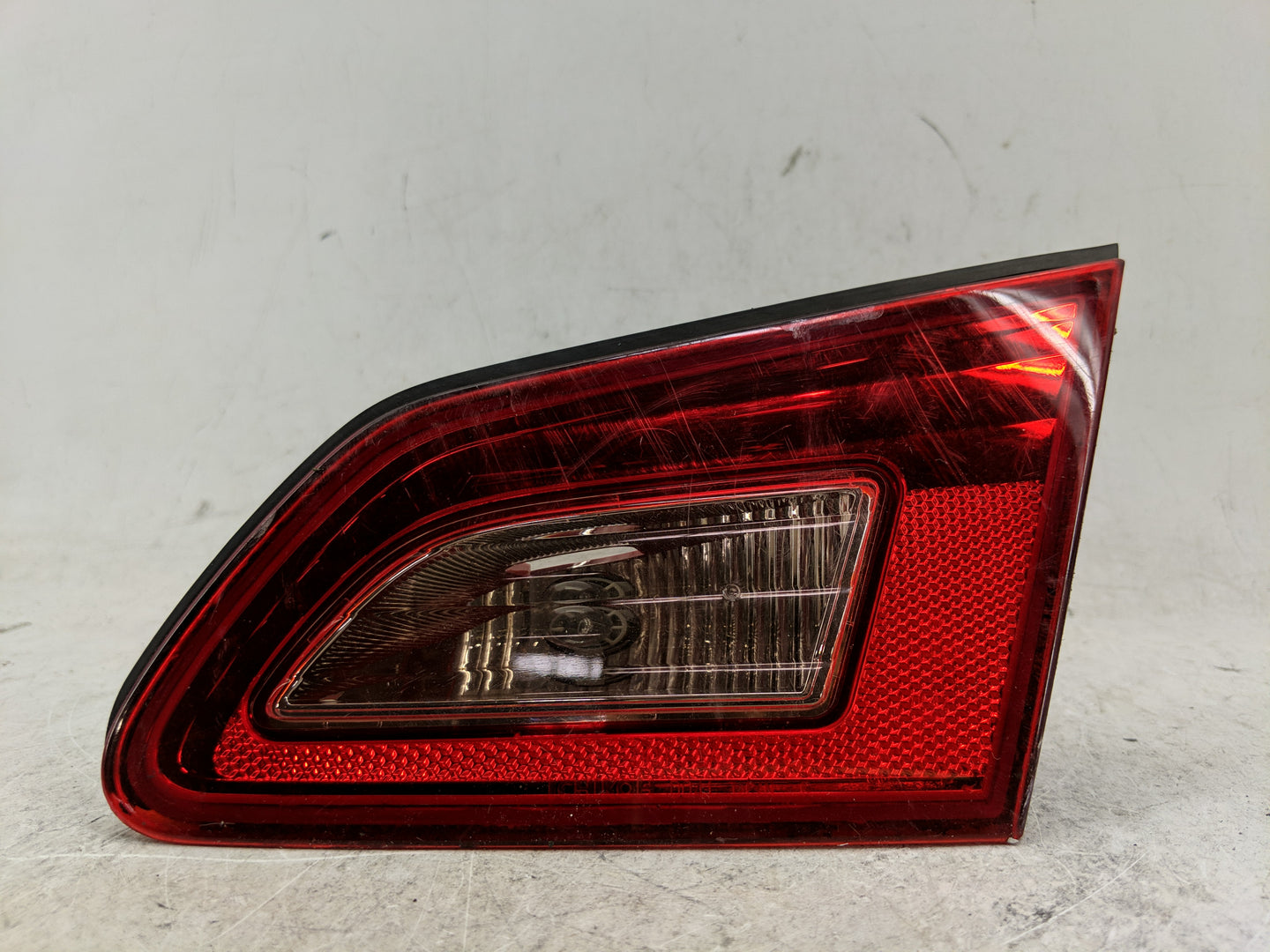 2009-2013 Infiniti G37 Tail Light Assembly Passenger Right OEM Fits Fits 2007 2008 2009 2010 2011 2012 2013 2015 OEM Used Au