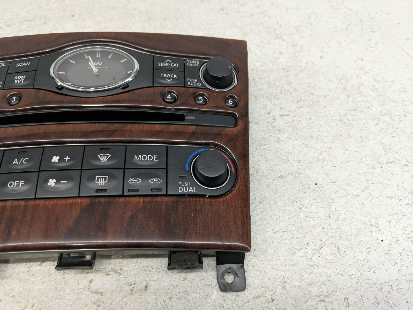 2013 Infiniti G37 Radio Control Panel - Oemusedautoparts1.com