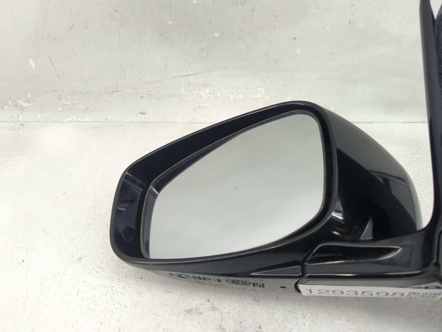 2010-2013 Infiniti G37 Driver Side View Mirror - Left Door Mirror OEM Used - Oemusedautoparts1.com