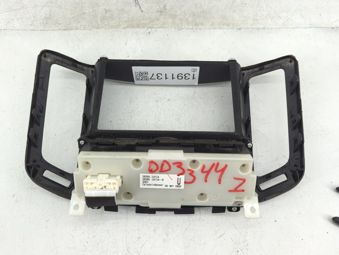 2008-2013 Infiniti G37 Radio AM FM Cd Player Receiver Replacement P/N:28395-1UF1A Fits OEM Used Auto Parts - Oemusedautopart