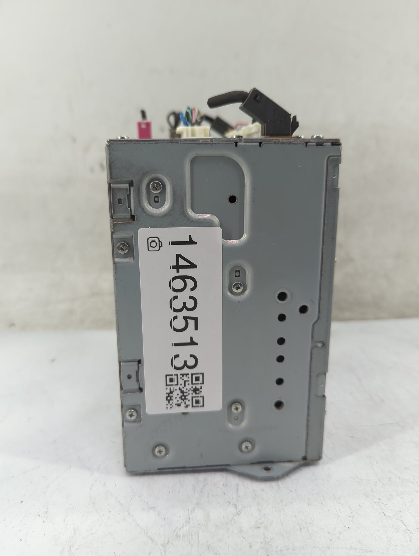 2009-2013 Infiniti G37 Radio AM FM Cd Player Receiver Replacement Fits Fits 2009 2010 2011 2012 2013 2014 OEM Used Auto Part