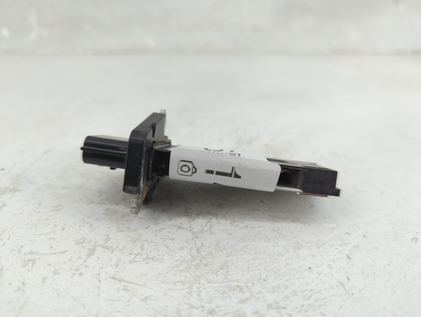2008-2013 Infiniti G37 Mass Air Flow Meter Maf 1463565 - Oemusedautoparts1.com