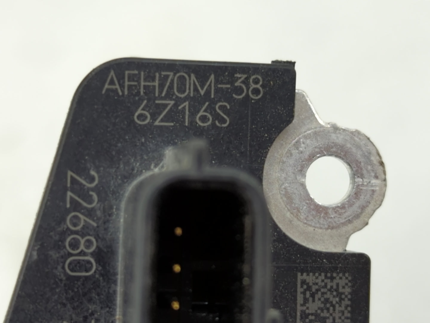 2008-2013 Infiniti G37 Mass Air Flow Meter Maf 1463565 - Oemusedautoparts1.com