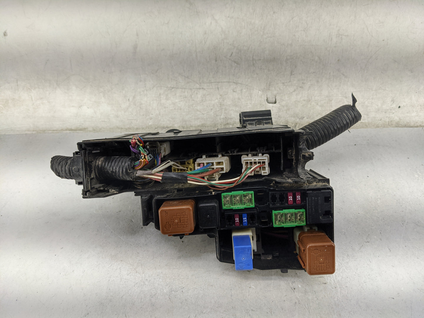 2010-2013 Infiniti G37 Fusebox Fuse Box Panel Relay Module P/N:7154-5763-30 7254-5763-30 Fits Fits 2010 2011 2012 2013 2014 