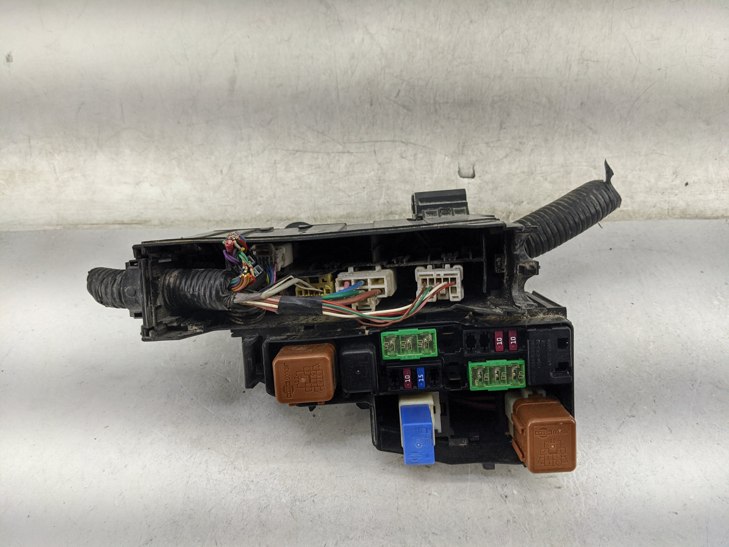 2010-2013 Infiniti G37 Fusebox Fuse Box Panel Relay Module P/N:7154-5763-30 7254-5763-30 Fits Fits 2010 2011 2012 2013 2014 