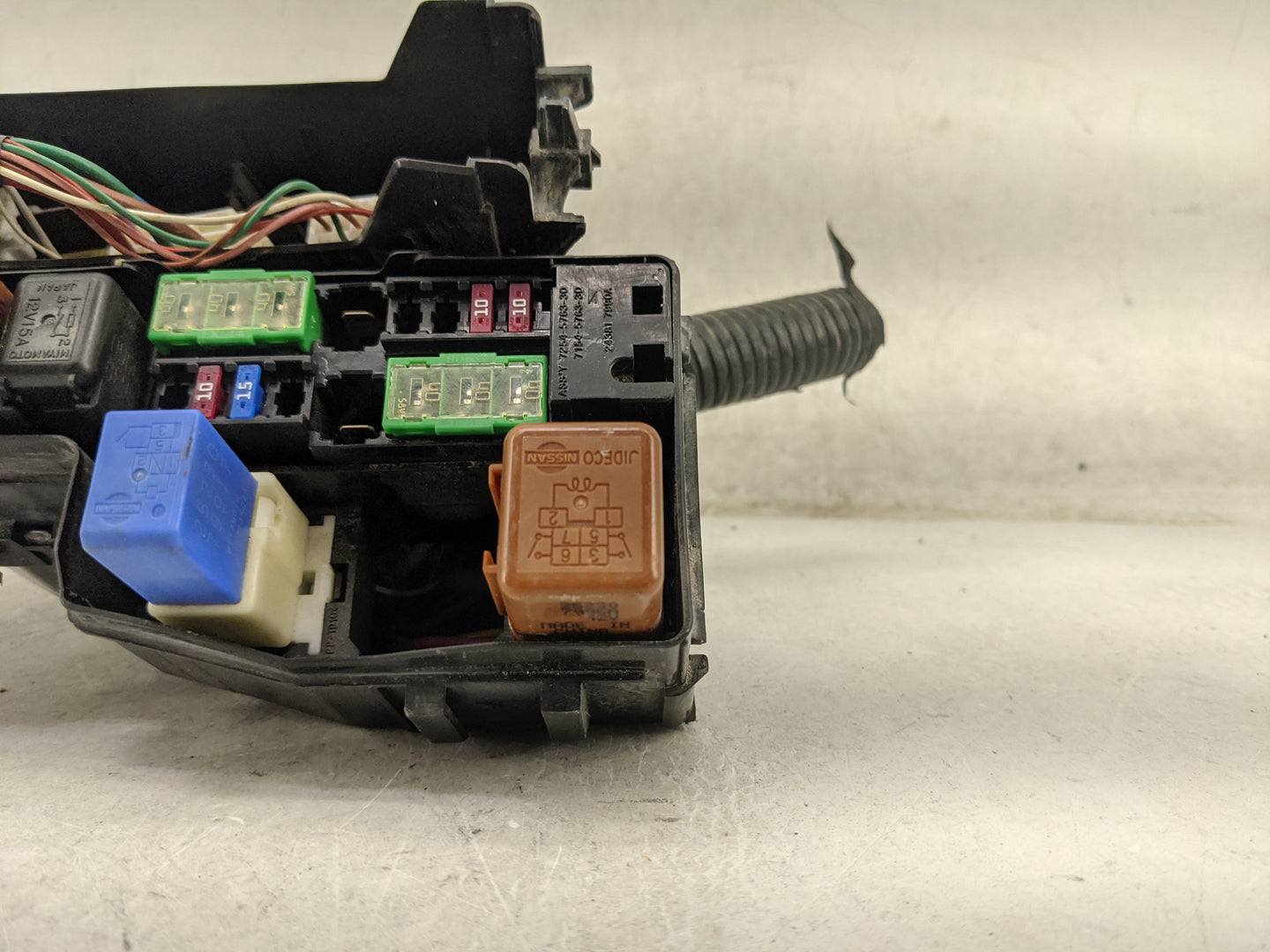 2010-2013 Infiniti G37 Fusebox Fuse Box Panel Relay Module P/N:7154-5763-30 7254-5763-30 Fits Fits 2010 2011 2012 2013 2014 