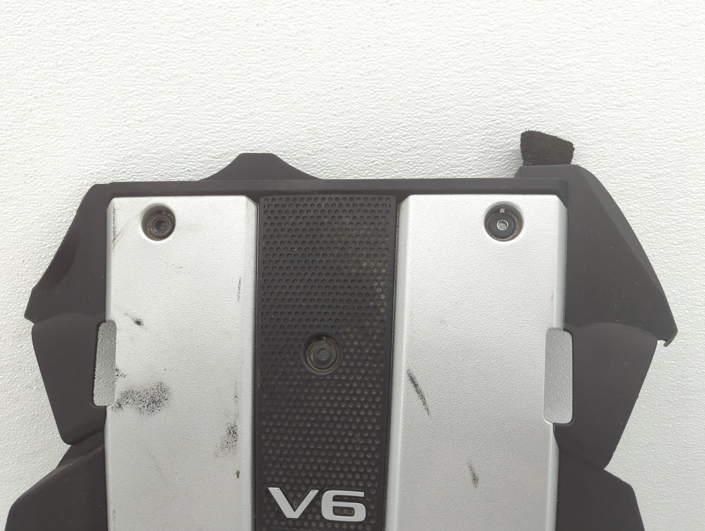 2013 Infiniti G37 Engine Cover - Oemusedautoparts1.com