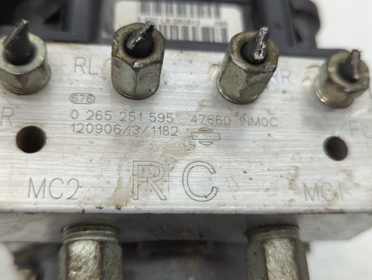 2011-2013 Infiniti G37 ABS Pump Control Module Replacement P/N:47660 1NM0C 47660 1NM0B Fits Fits 2011 2012 2013 2015 OEM Use