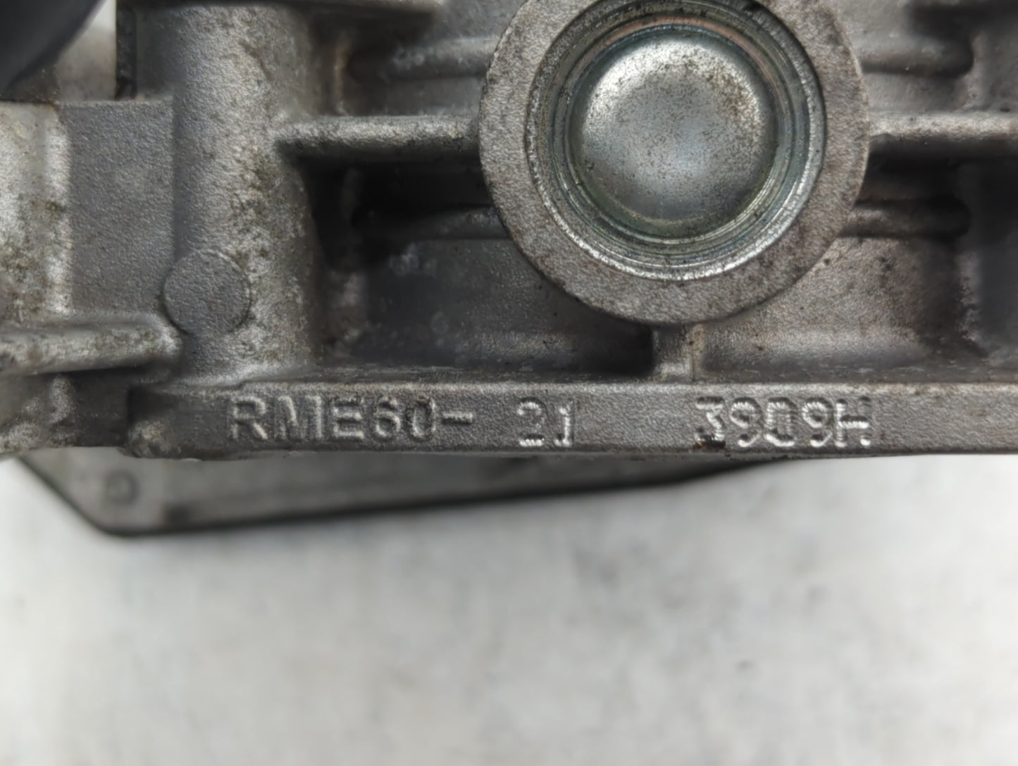 2008-2013 Infiniti G37 Throttle Body P/N:RME60-21 Fits Fits 2007 2008 2009 2010 2011 2012 2013 2014 2015 2016 2017 2018 2019