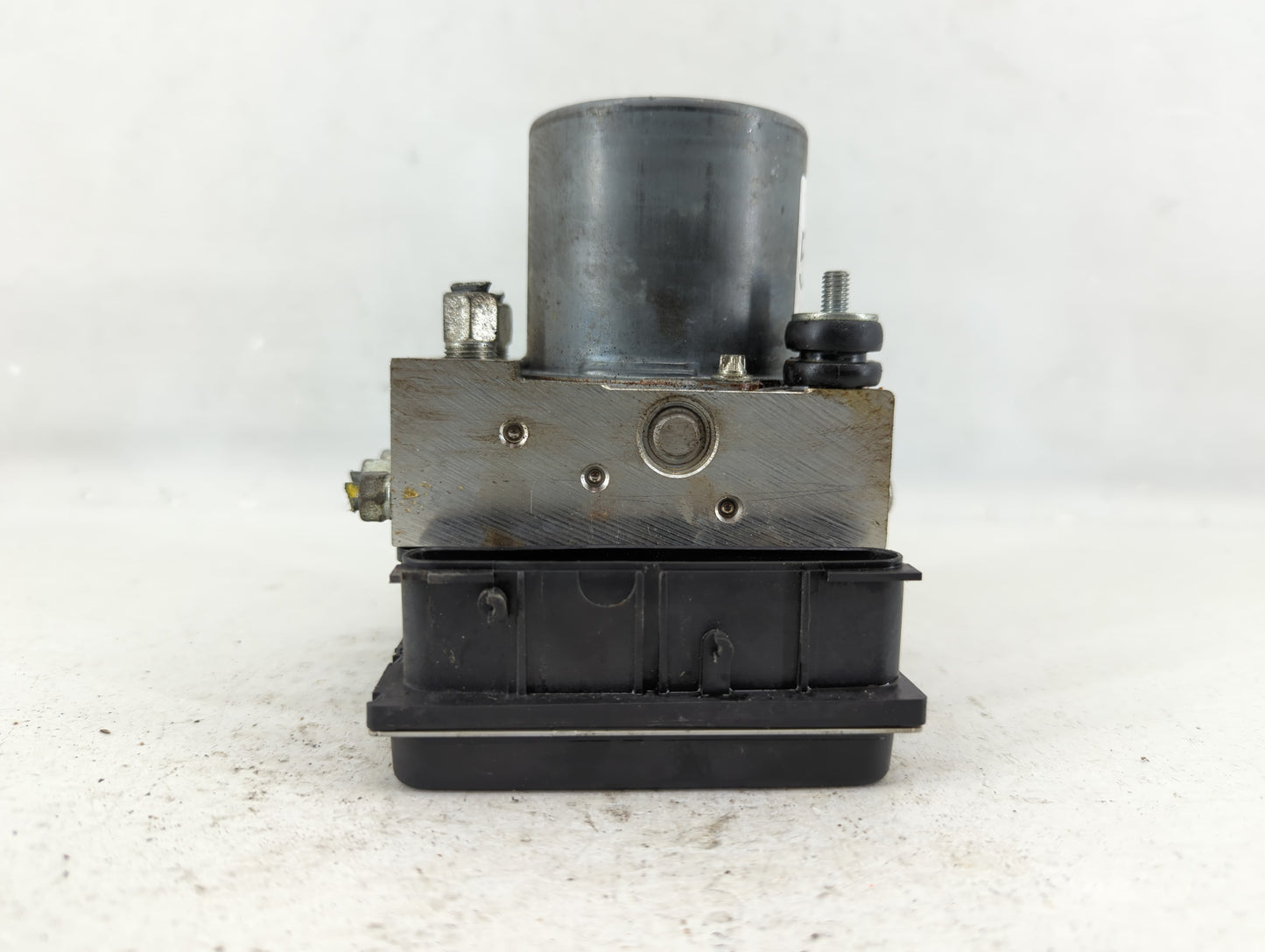 2011-2013 Infiniti G37 ABS Pump Control Module Replacement P/N:47660 1NM0C Fits Fits 2011 2012 2013 2015 OEM Used Auto Parts