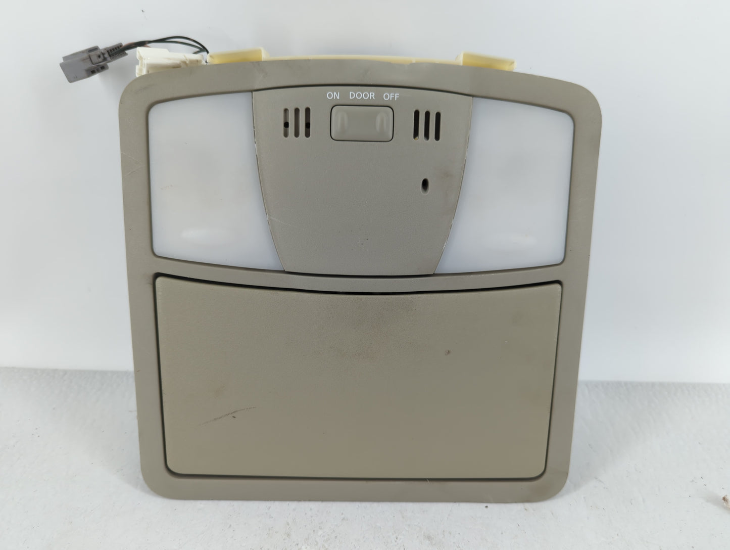 2013 Infiniti G37 Overhead Roof Console - Oemusedautoparts1.com