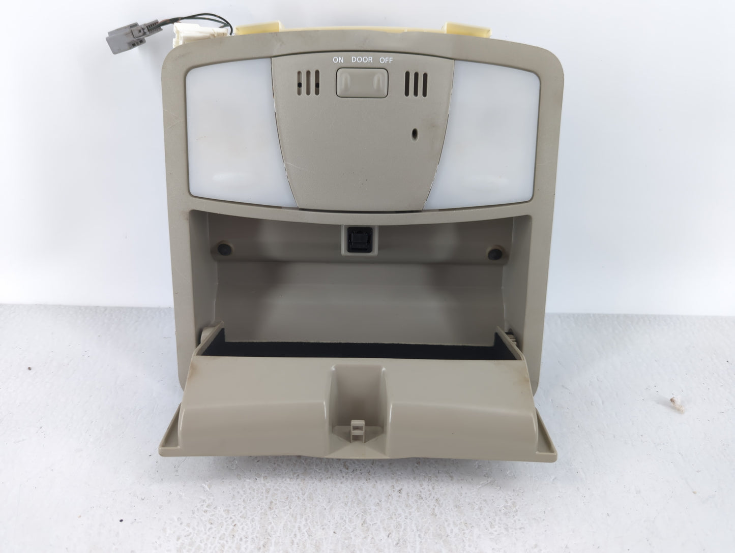 2013 Infiniti G37 Overhead Roof Console - Oemusedautoparts1.com