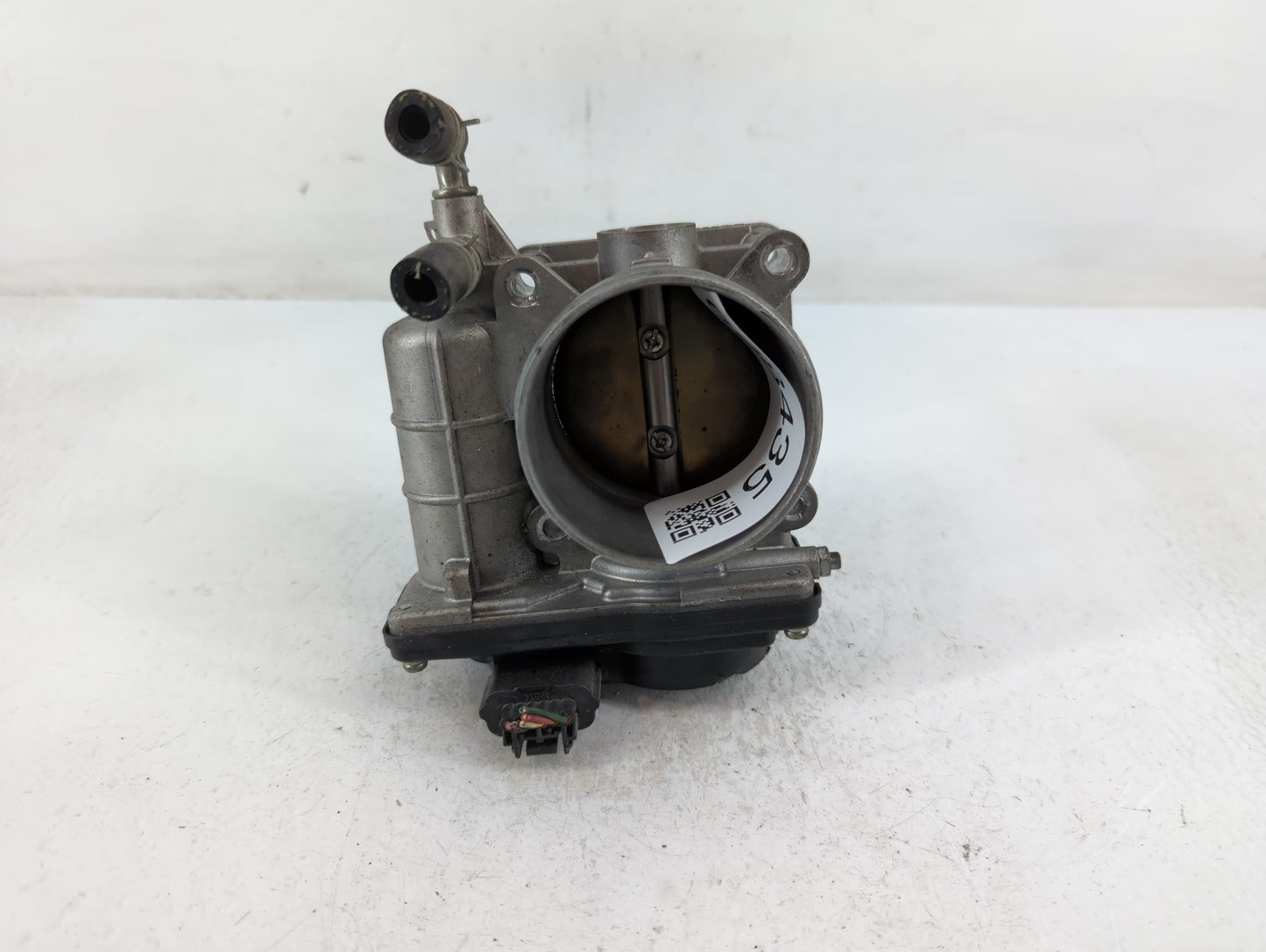2008-2013 Infiniti G37 Throttle Body P/N:K 2822 526-01 Fits OEM Used Auto Parts - Oemusedautoparts1.com