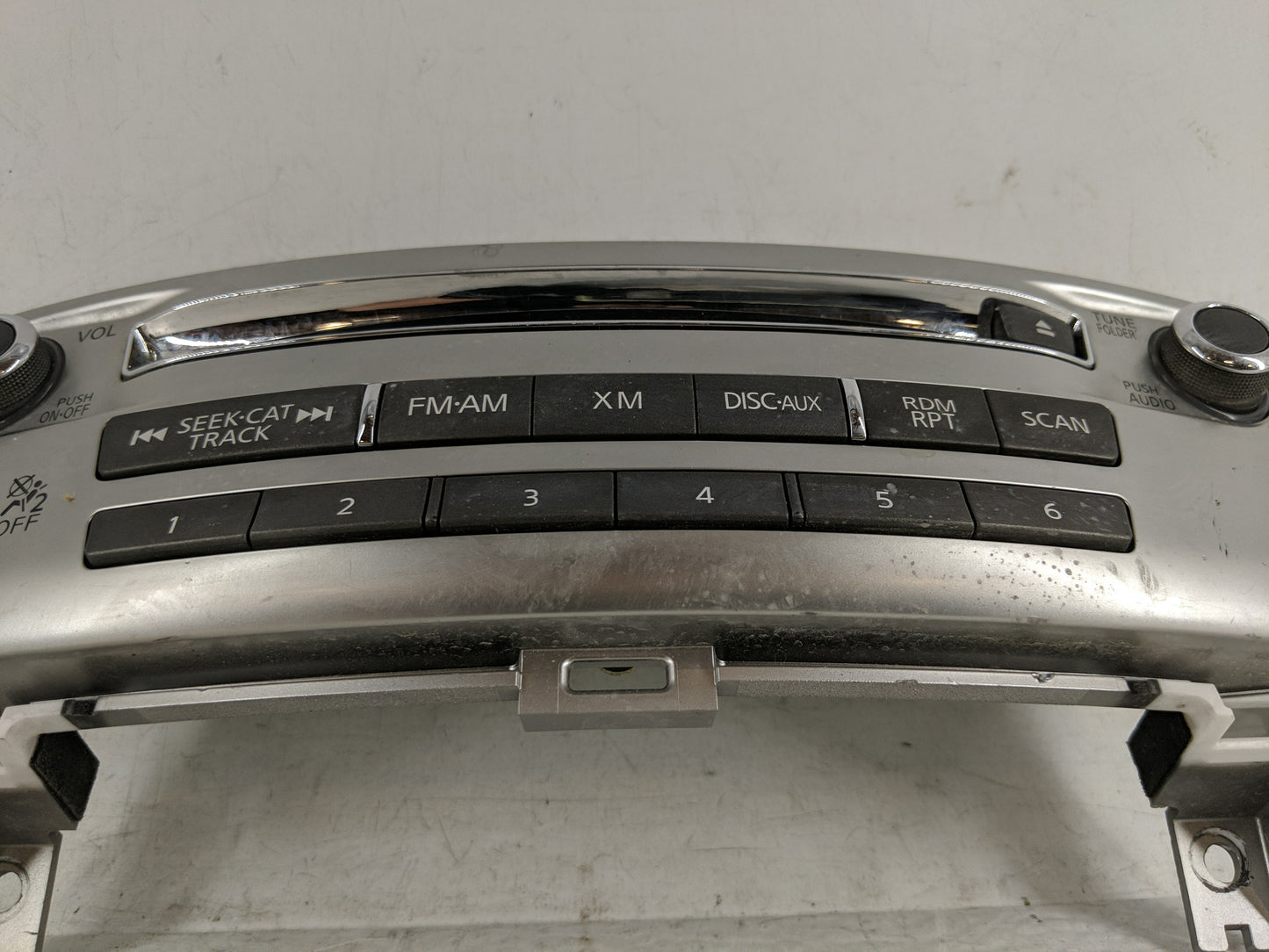 2013-2013 Infiniti Jx35 Radio Control Panel - Oemusedautoparts1.com