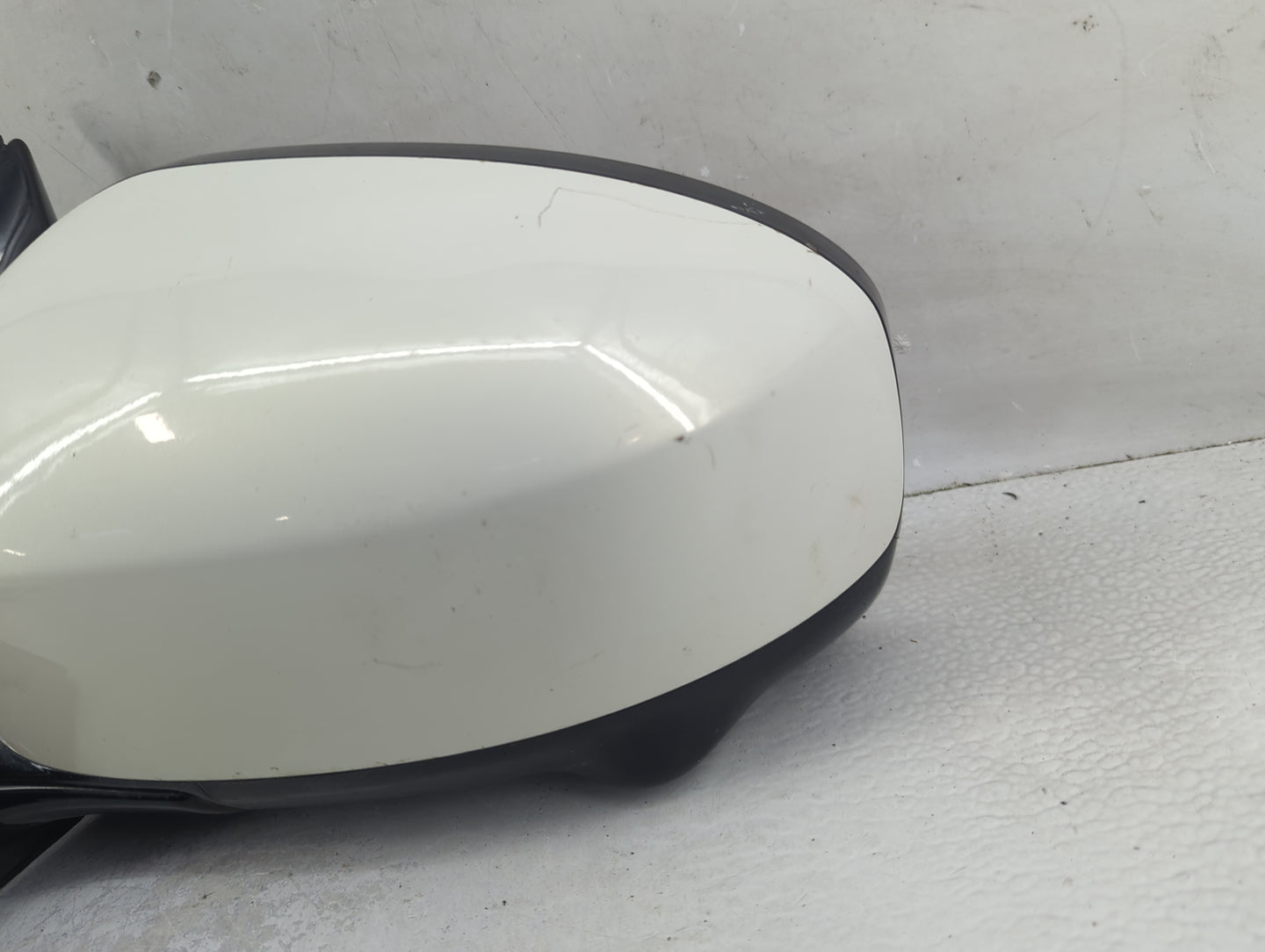 2013 Infiniti Jx35 Driver Side View Mirror - Left Door Mirror OEM Used - Oemusedautoparts1.com