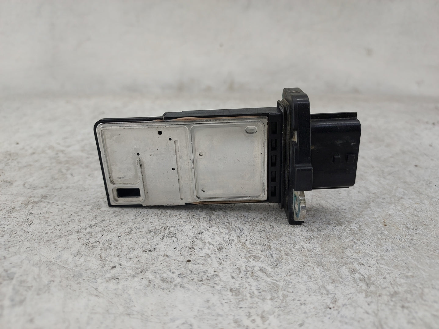 2013-2013 Infiniti Jx35 Mass Air Flow Meter Maf - Oemusedautoparts1.com