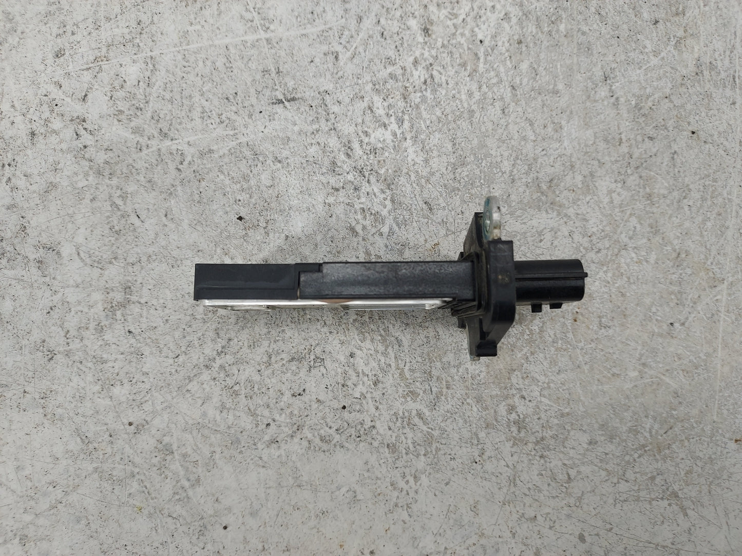 2013-2013 Infiniti Jx35 Mass Air Flow Meter Maf - Oemusedautoparts1.com