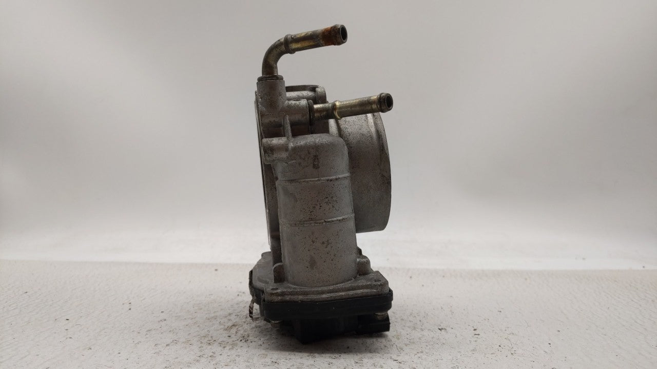 2013 Infiniti Jx35 Throttle Body P/N:526-01 G 0205, RME70-11 Fits Fits 2007 2008 2009 2010 2011 2012 2014 OEM Used Auto Part