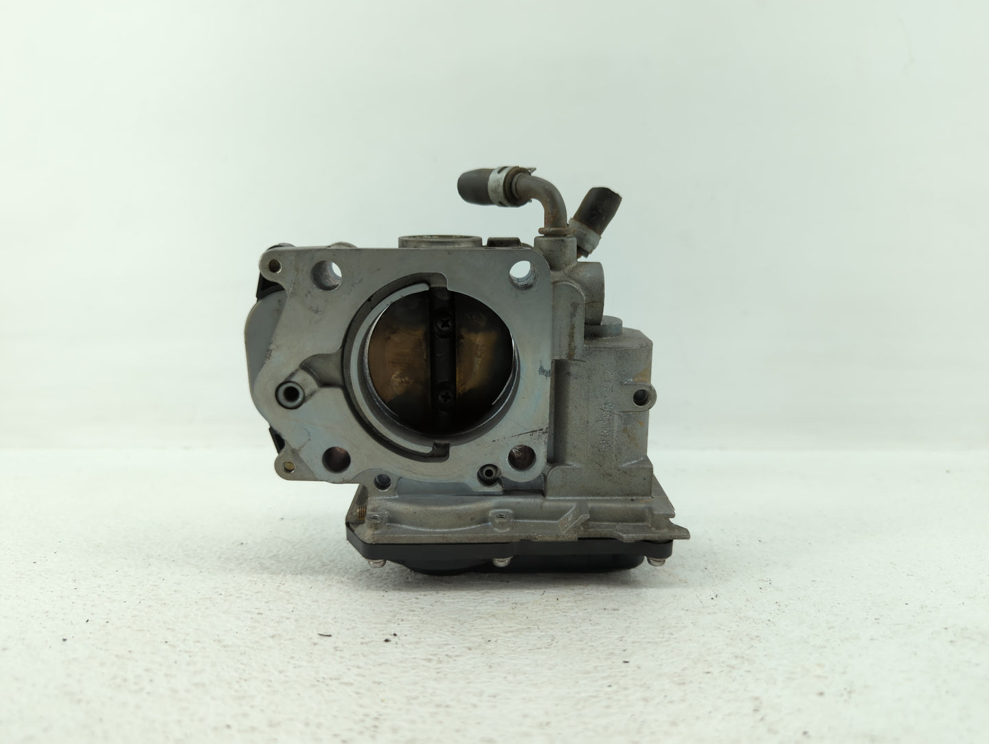 2013 Infiniti Jx35 Throttle Body P/N:GMA4A RME70-11 Fits Fits 2007 2008 2009 2010 2011 2012 2014 OEM Used Auto Parts - Oemus