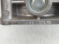 2013 Infiniti Jx35 Throttle Body P/N:2203S 2ME70-11 Fits Fits 2007 2008 2009 2010 2011 2012 2014 OEM Used Auto Parts - Oemus