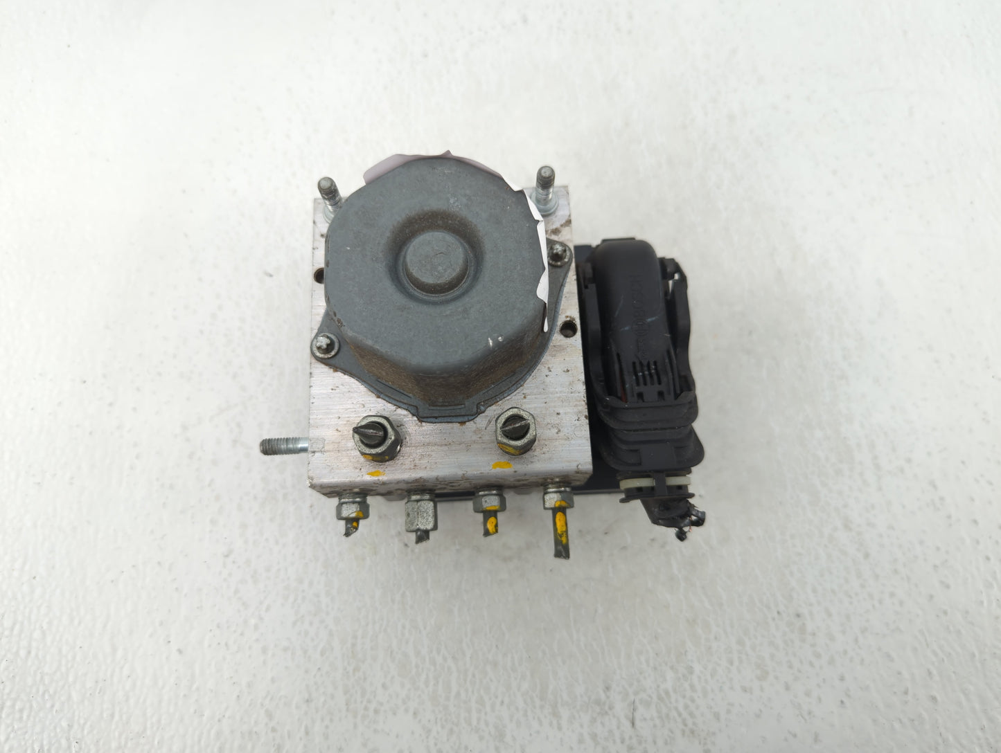 2013 Infiniti Jx35 ABS Pump Control Module Replacement P/N:47660-38C0C Fits OEM Used Auto Parts - Oemusedautoparts1.com