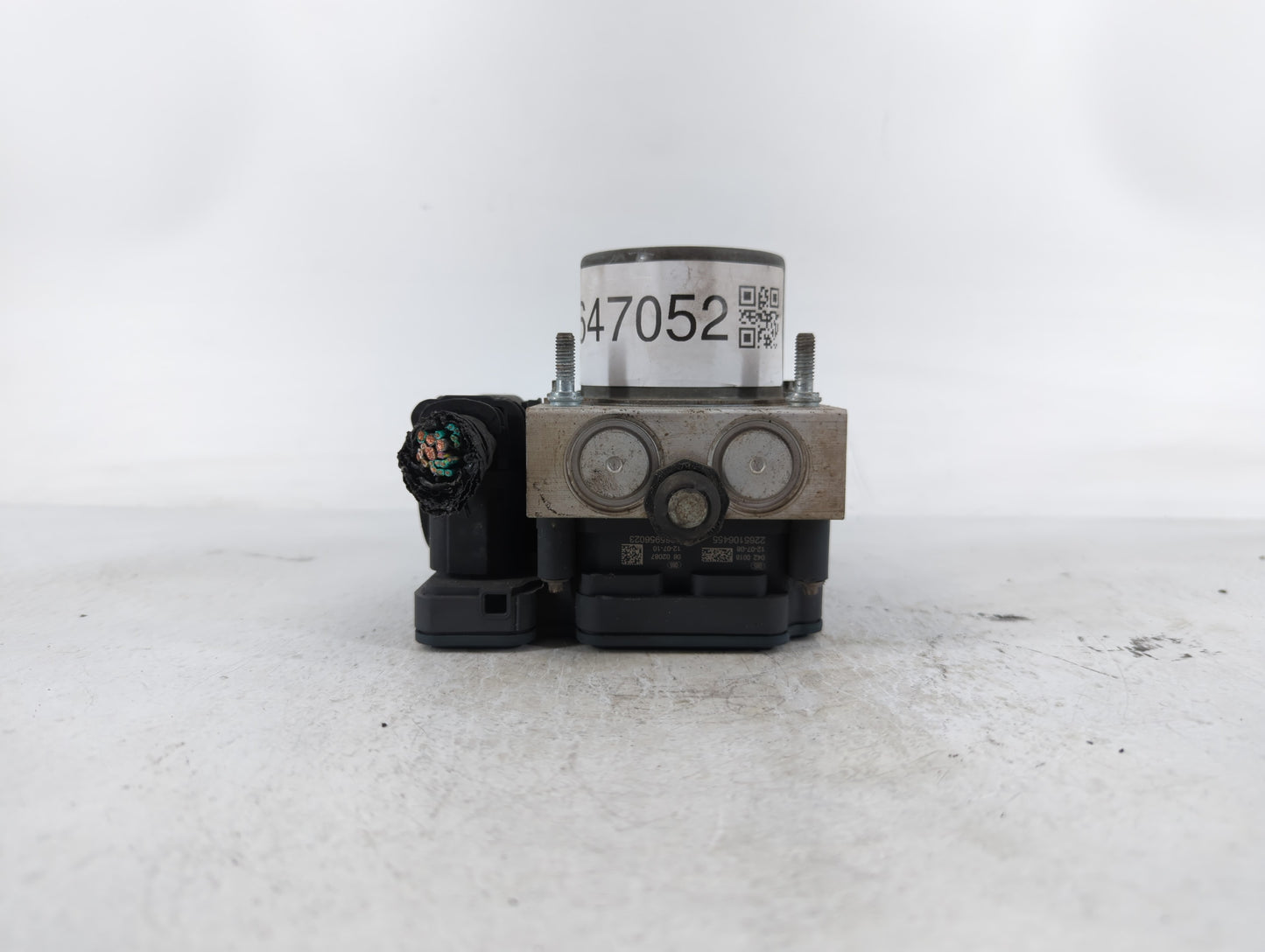 2013 Infiniti Jx35 ABS Pump Control Module Replacement P/N:P68183803AA Fits Fits 2014 OEM Used Auto Parts - Oemusedautoparts