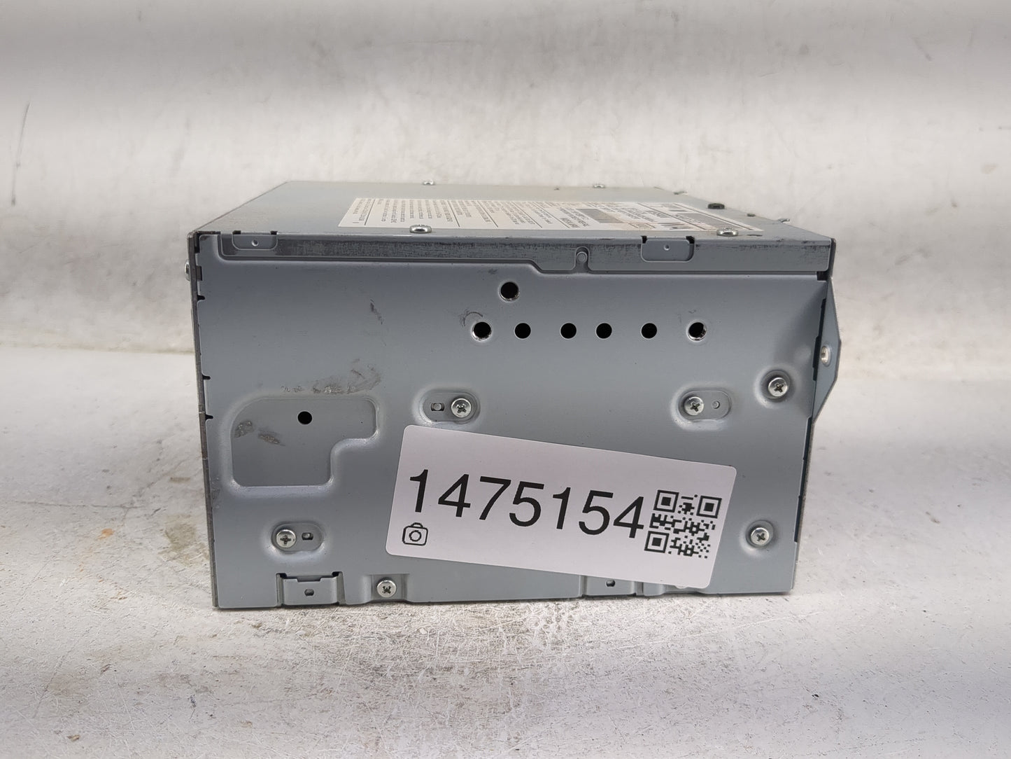 2012-2013 Infiniti M37 Radio AM FM Cd Player Receiver Replacement P/N:25915 3LZ0A NAU-P8402USM/QX-3955N-A Fits Fits 2011 201