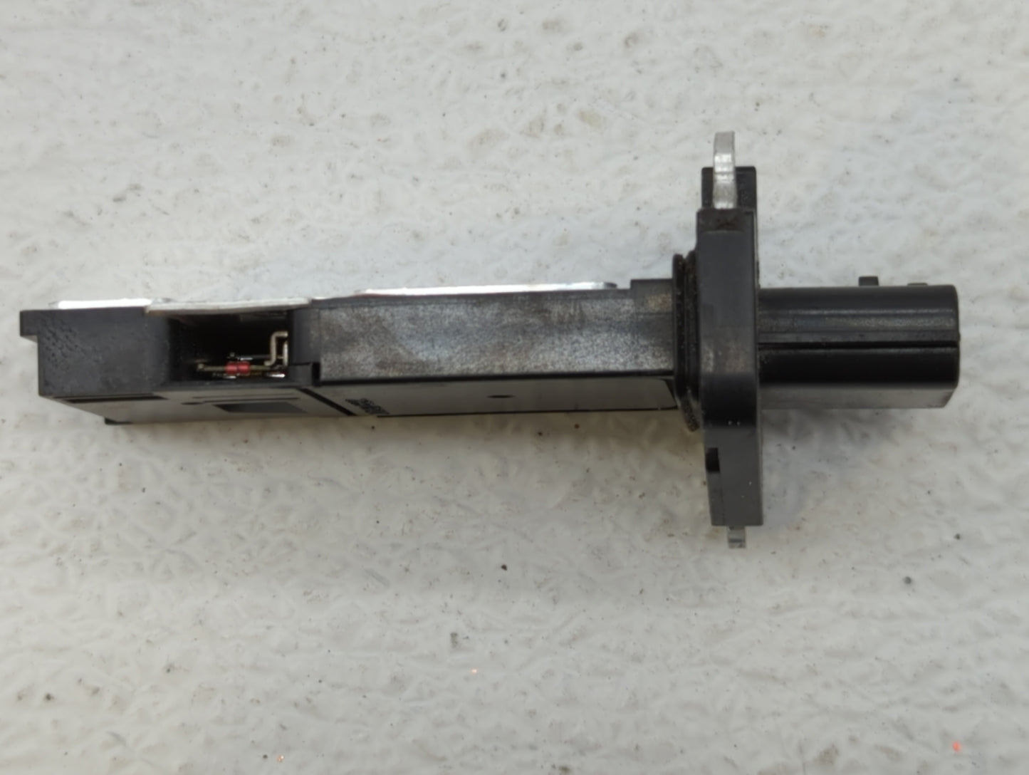 2011-2013 Infiniti M37 Mass Air Flow Meter Maf - Oemusedautoparts1.com