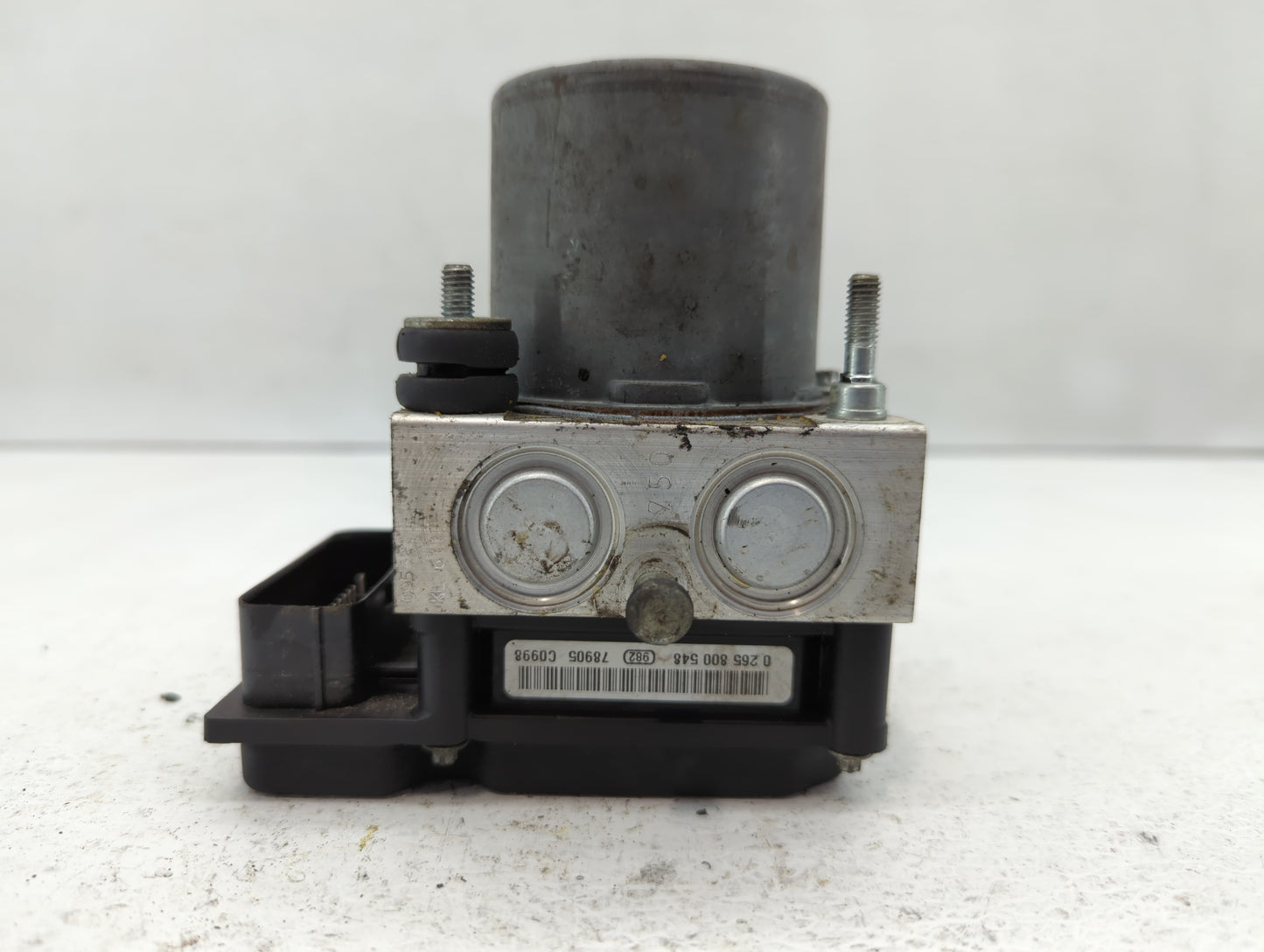 2013 Infiniti M37 ABS Pump Control Module Replacement Fits OEM Used Auto Parts - Oemusedautoparts1.com