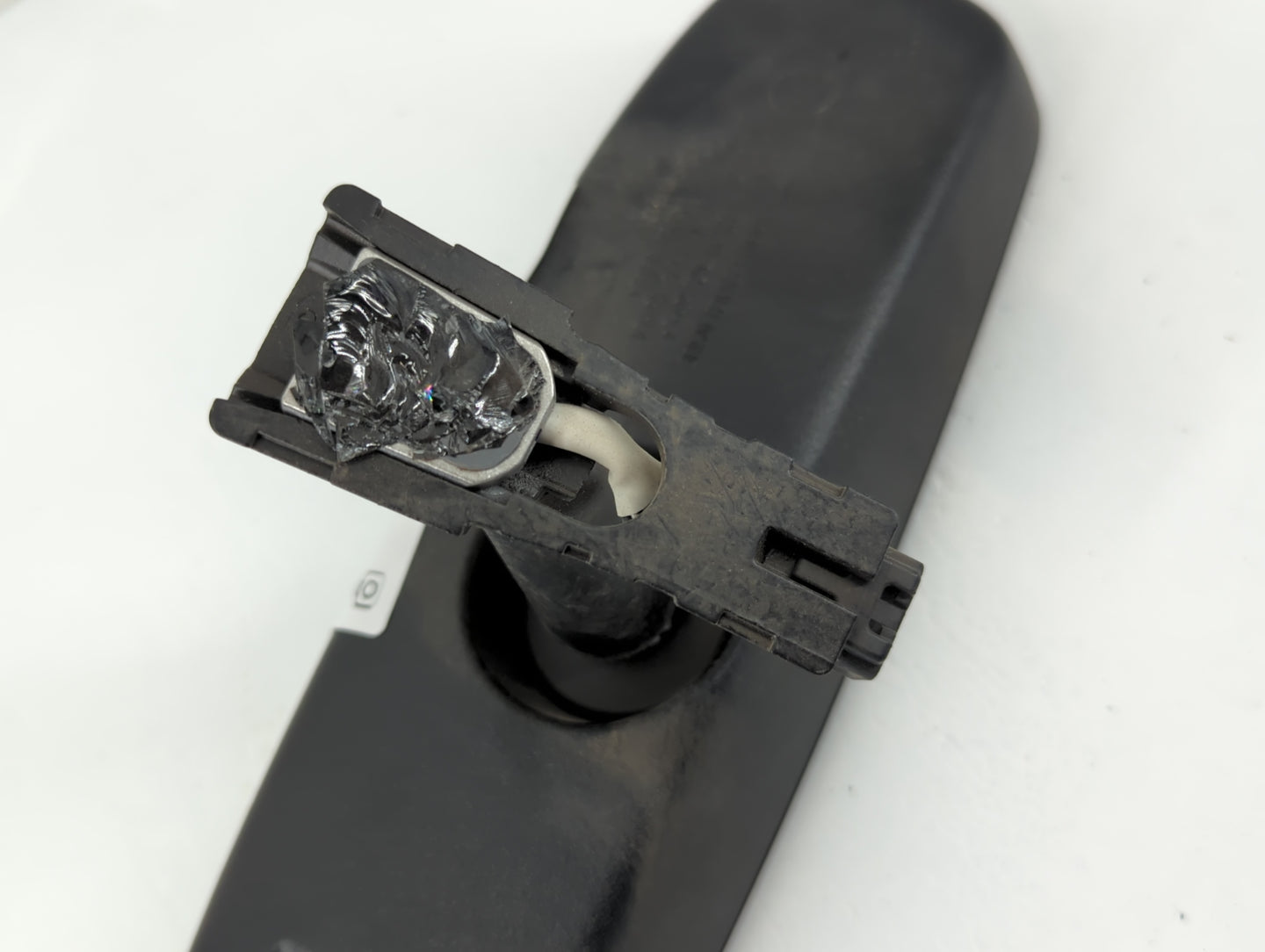 2011-2013 Infiniti M37 Interior Rear View Mirror Replacement OEM P/N:E11026006 Fits OEM Used Auto Parts - Oemusedautoparts1.